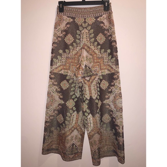 Zara High-Waisted Wide-Leg Metallic Jacquard Culottes - Picture 2 of 8